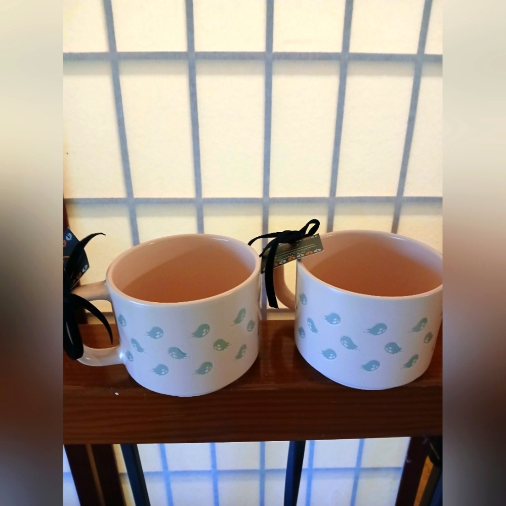 Market Finds Pink ghost stacking mugs